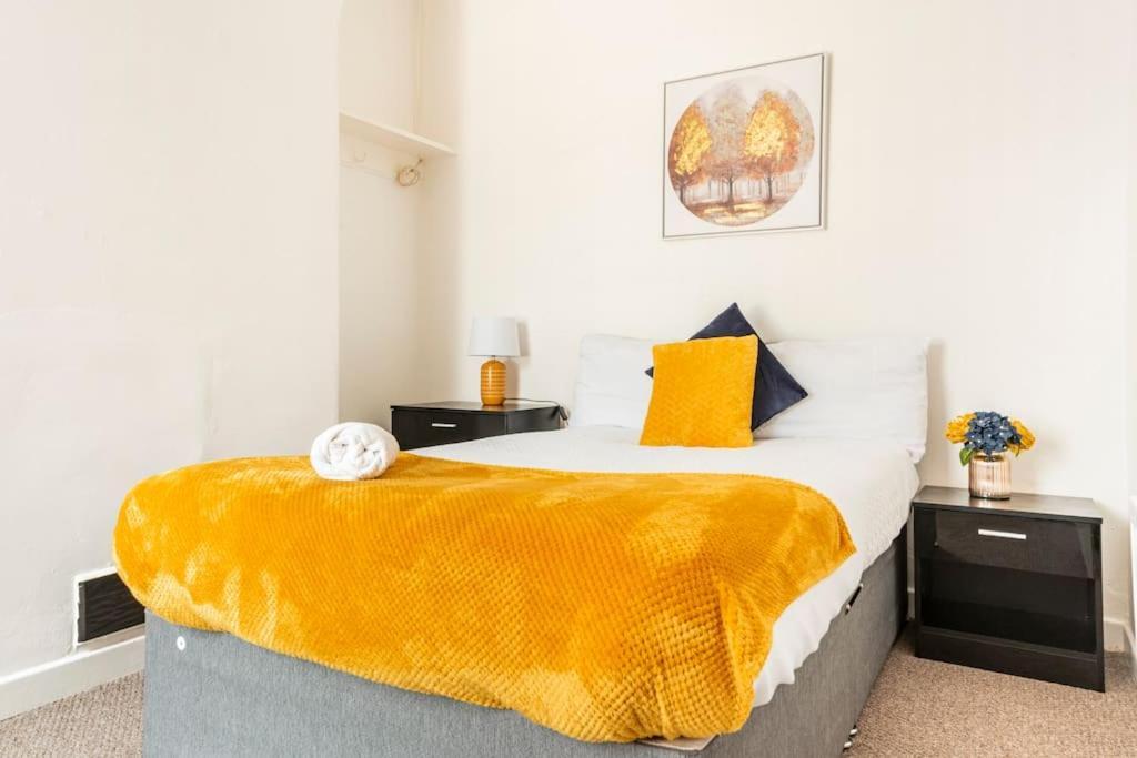 Near Anfield And Everton Fc With Free Parking * Liverpool