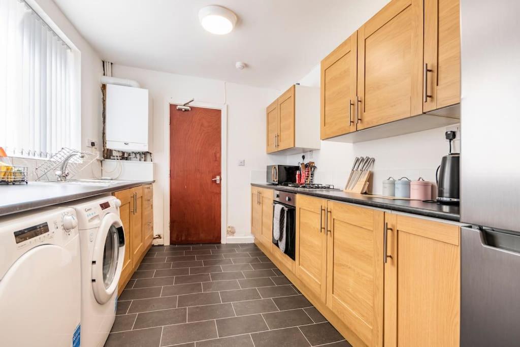 Apartment Near Anfield And Everton Fc With Free Parking Liverpool
